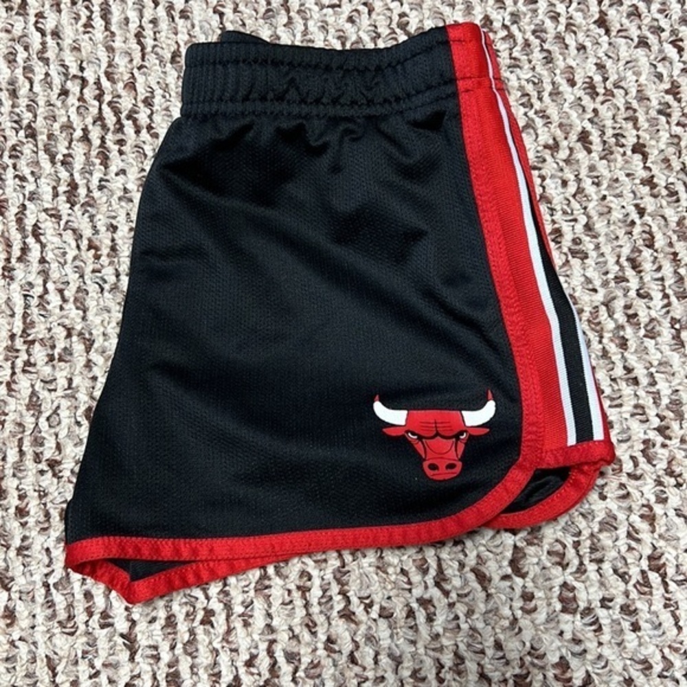 NBA - Picture 6 of 8